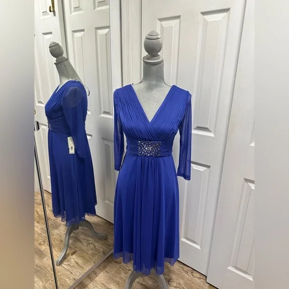 NWT Eliza J Royal Navy Dress Sz 6 NWT Eliza J Royal Navy Dress Sz 6